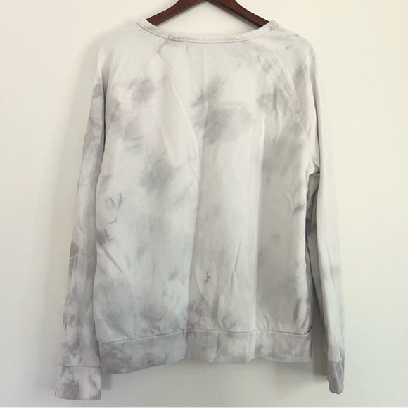 The Laundry Room Stay Home Cigarette Ad 2020 Graphic United We Chill Unisex L - Picture 7 of 7